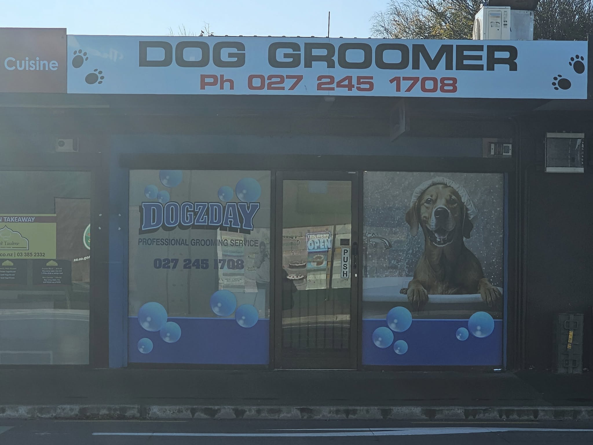 Dogzday Grooming Storefront